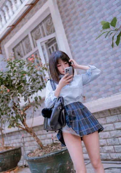 国产精品日日摸夜夜添夜夜av_BD高清完整版