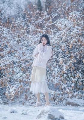 亚洲婷婷久久_蓝光免费观看